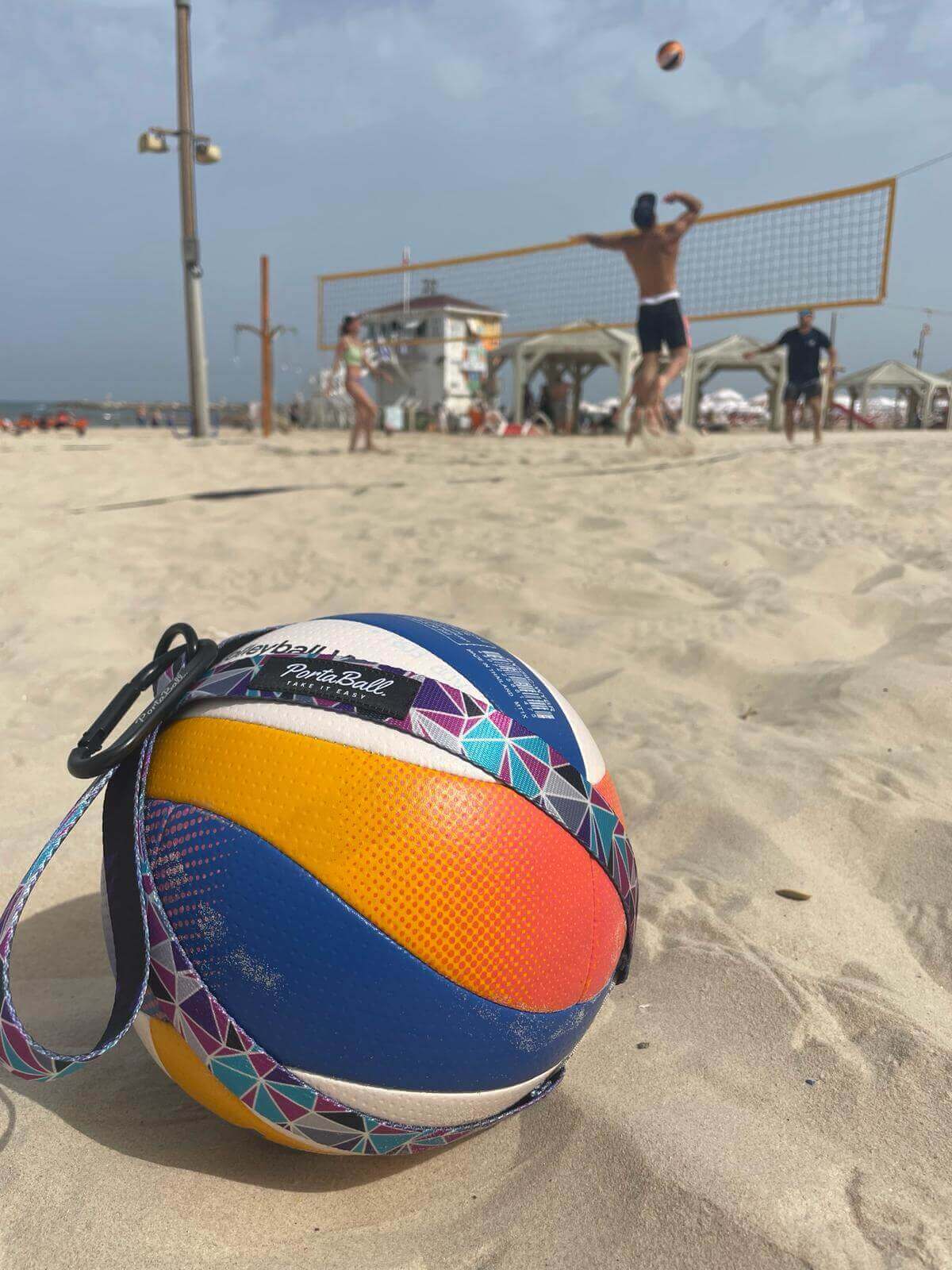 Beach Volleyball Holder | TRIANGLE OF LOVE - PortaBall